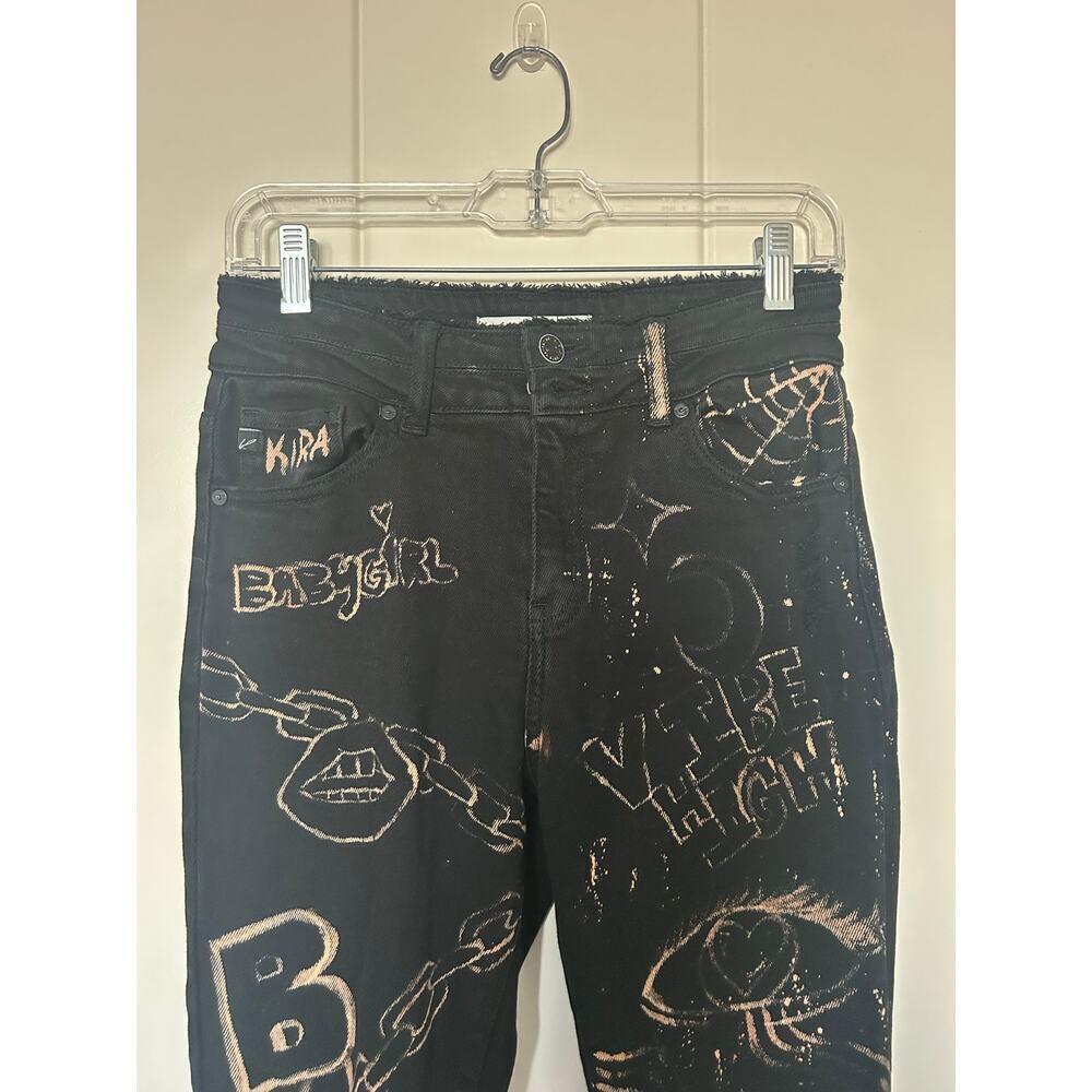 Kancan All Over Graffiti Art Black Skinny Jeans Size 7/27 - Picture 4 of 12